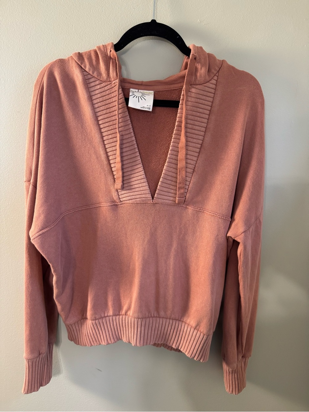 OFFLINE BY AERIE Women's Dusty Rose HOODIE Sweatshirt Size SMALL